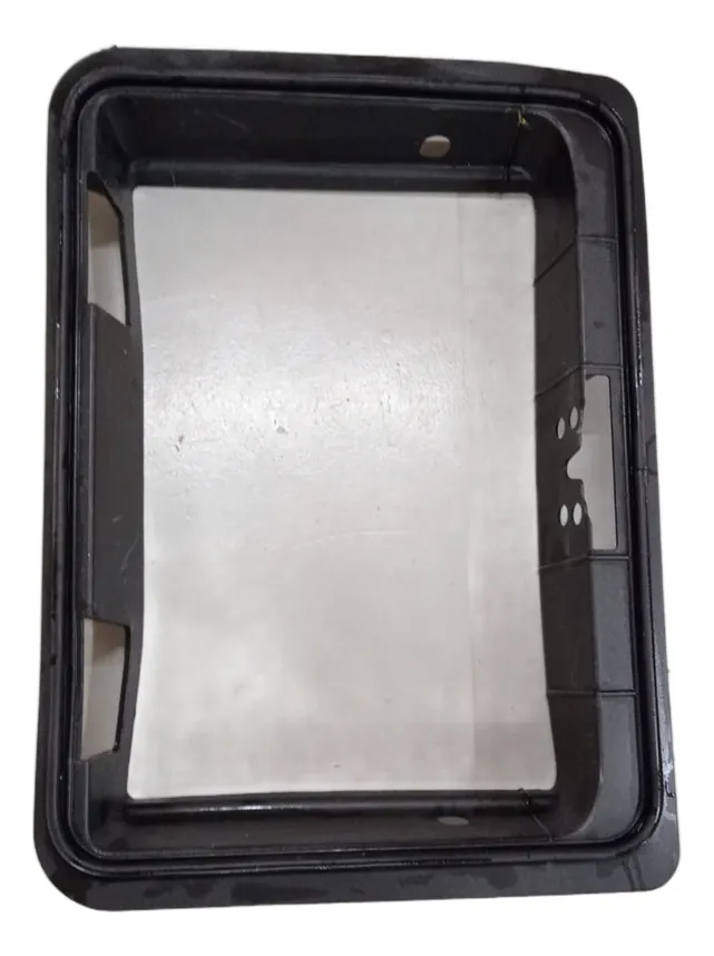 D_NQ_NP_2X_841192-MLB78531456112_082024-F Moldura do bagageiro Volvo FH 82295777