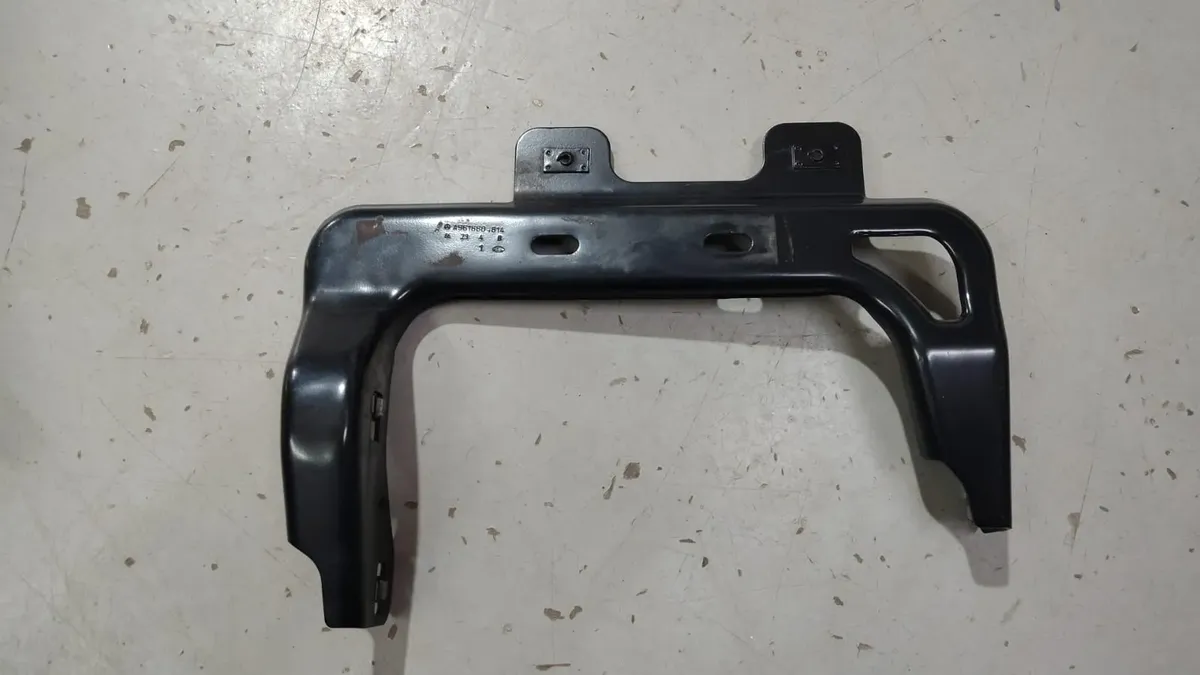Suporte Traseiro Do Estribo Esquerdo New Actros A9616604814